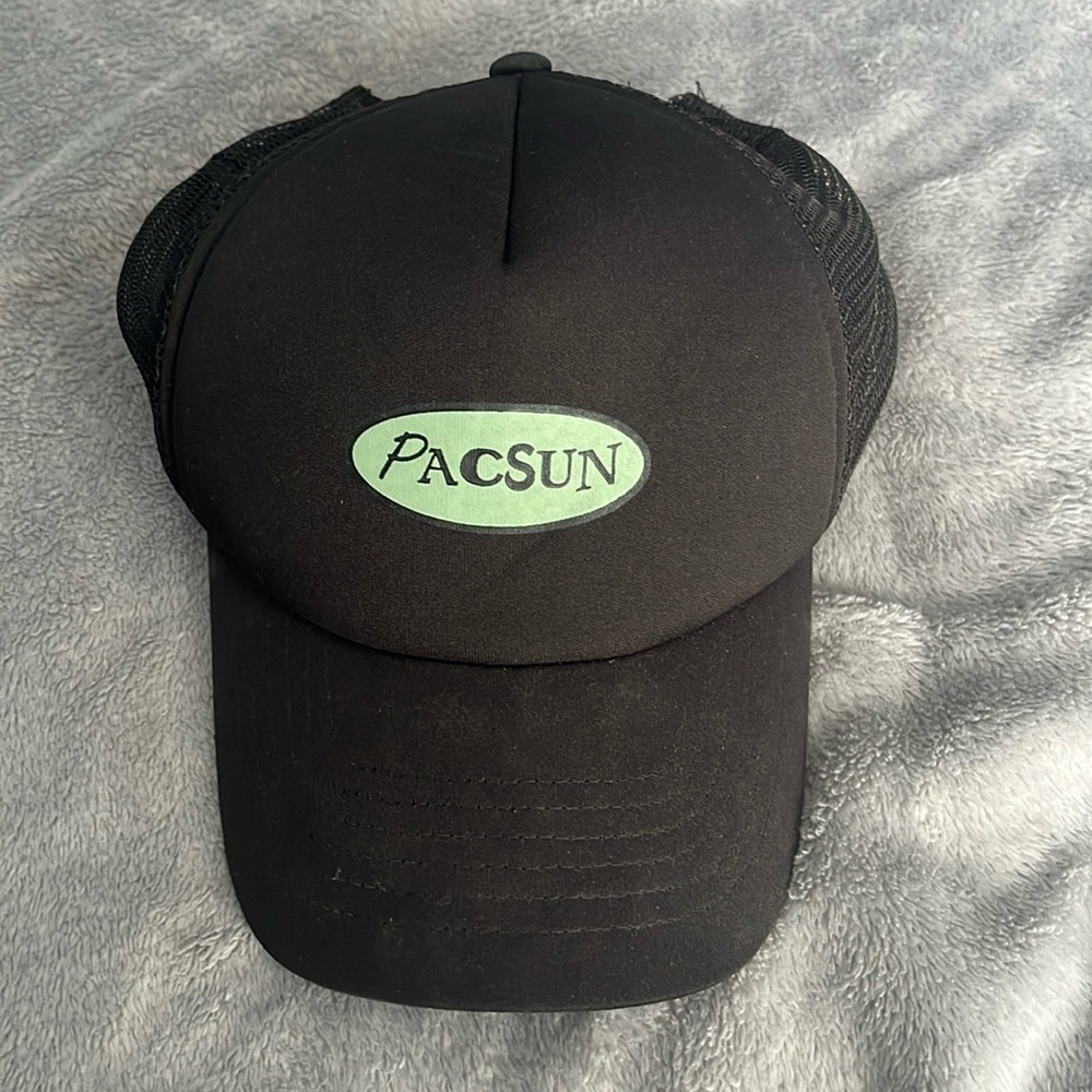 Adjustable Pacsun Trucker Hat
